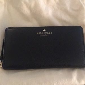 Kate Spade leather zip wallet—Cameron Street